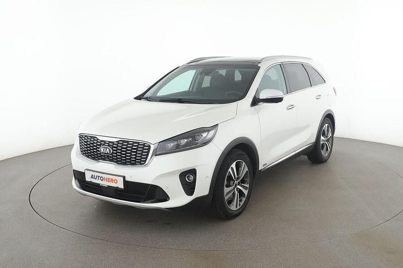 Weiß Gebraucht 2019 Kia Sorento 4 SUV | 29.430 € (Fairer Preis) - Bild 1/3