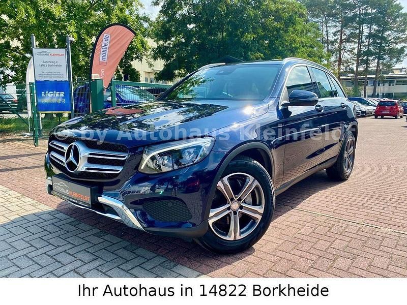 Gebraucht Mercedes GLC250 AMG line 211 PS (155 kW) 2015 Cavansitblau SUV