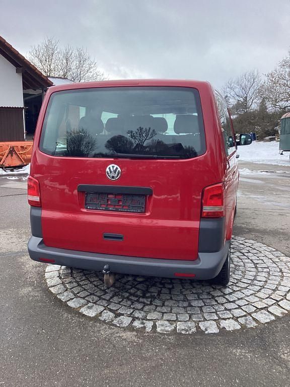 Gebraucht VW T5 179 PS (131 kW) 2011 Rot Van