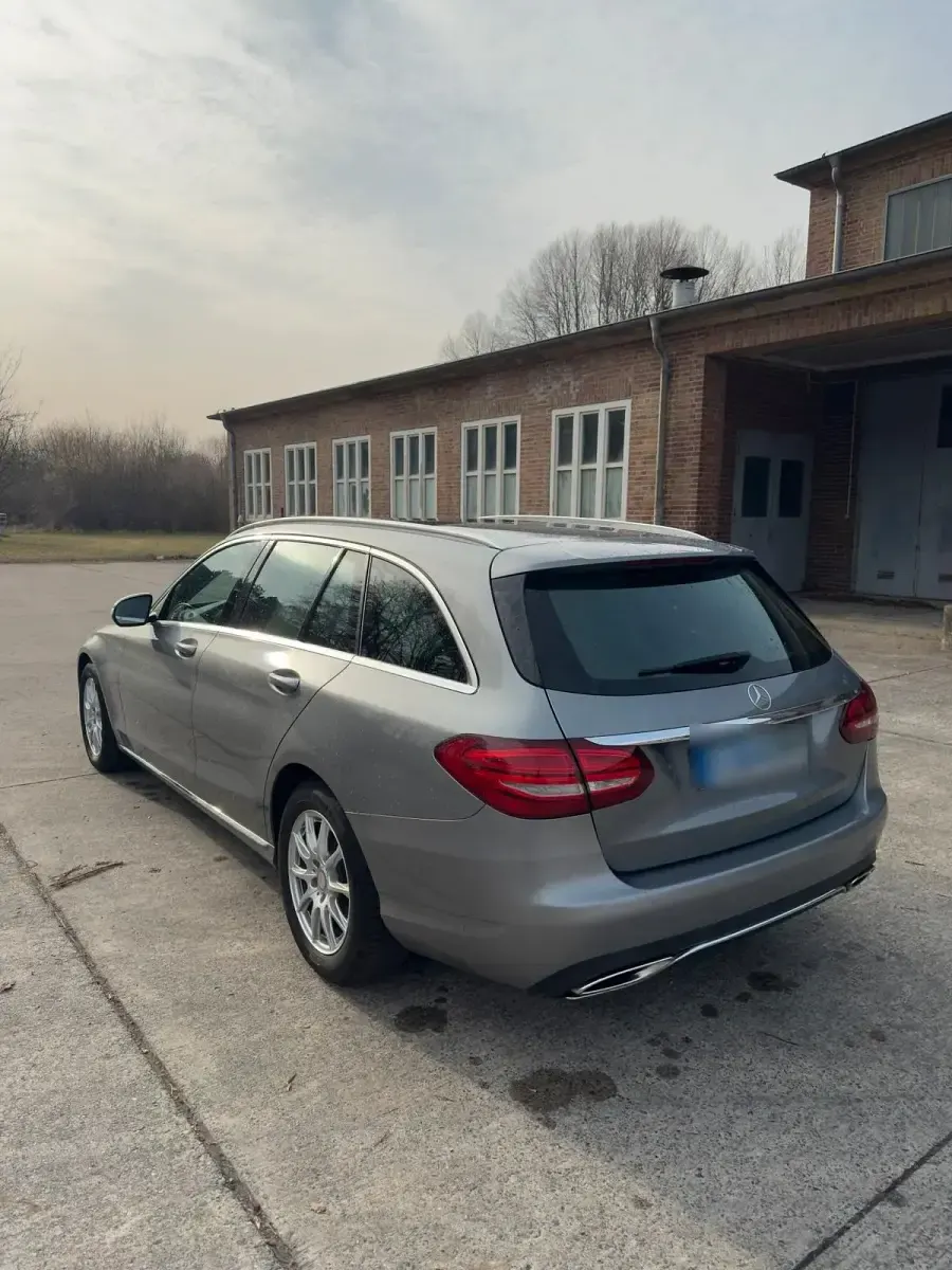 Gebraucht Mercedes C250 211 PS (155 kW) 2014 Silber Kombi