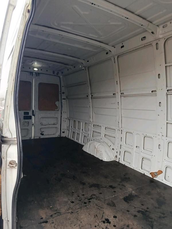 Gebraucht Iveco Daily 126 PS (92 kW) 2013 Weiß Van / Kleinbus