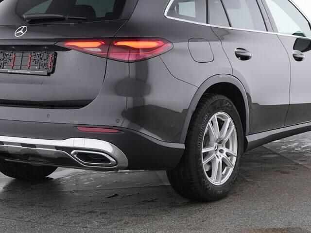 Gebraucht Mercedes GLC200 Advanced Plus 204 PS (150 kW) 2024 Lack graphitgrau SUV