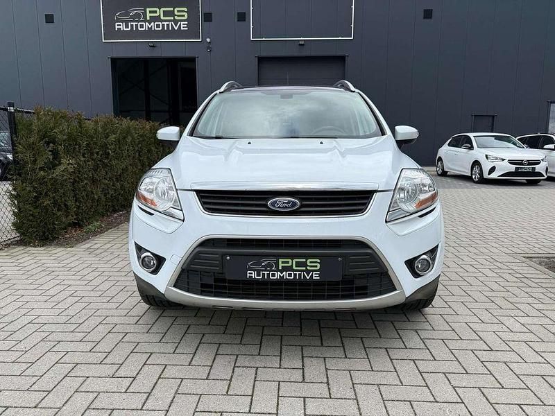 Gebraucht Ford Kuga Titanium 136 PS (100 kW) 2011 Weiß SUV