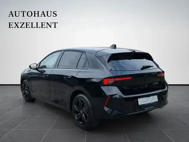 Gebraucht Opel Astra GS Line 131 PS (96 kW) 2024 Schwarz Kleinwagen