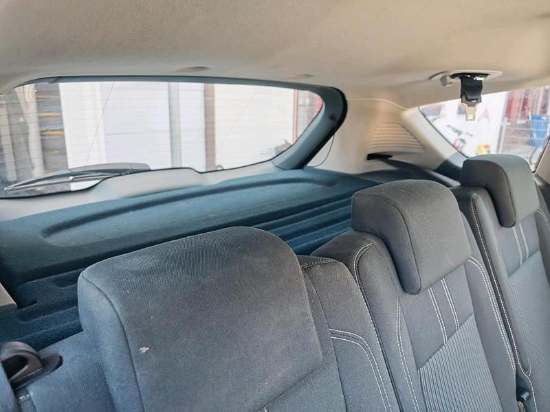 Second-hand Ford C-MAX 140 CP (102 kW) 2011 Gri Monovolum