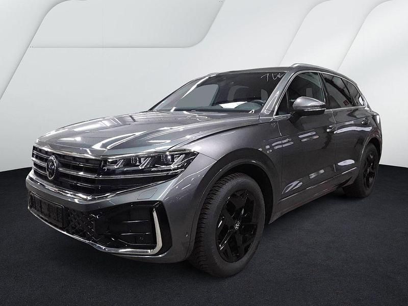 Siliziumgrau metallic Gebraucht 2024 VW Touareg R-line SUV | 59.240 € (Fairer Preis) - Bild 1/2