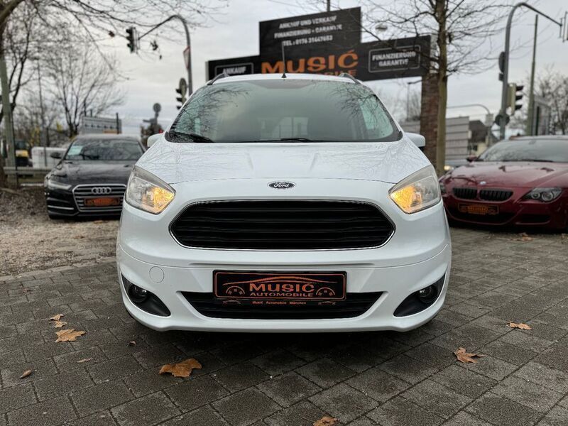 Gebraucht Ford Tourneo Courier 75 PS (55 kW) 2015 Weiß Van / Kleinbus
