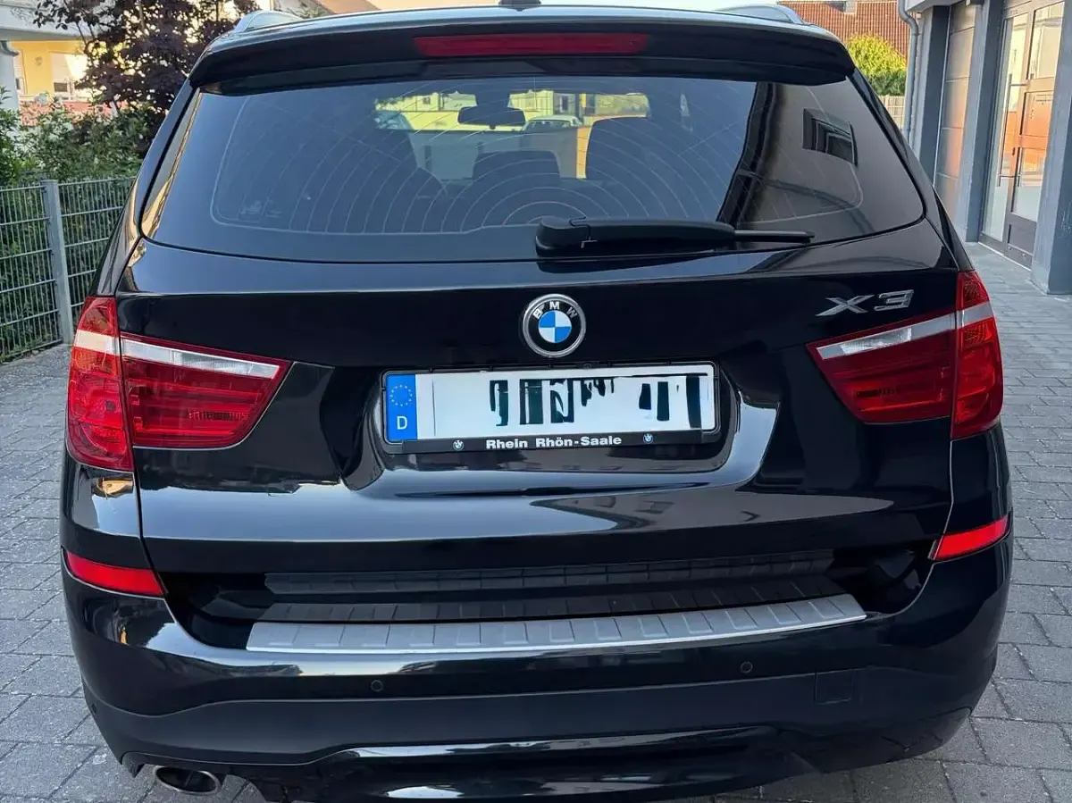 Używany BMW X3 Advantage 190 KM (139 kW) 2017 Czarny SUV