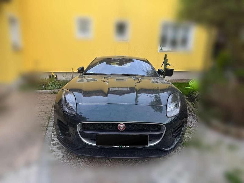 Gebraucht Jaguar F-Type 300 PS (220 kW) 2020 Grün Coupé