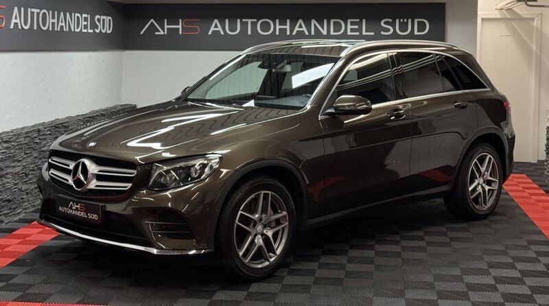 Braun Gebraucht 2016 Mercedes GLC220 AMG line SUV | 22.999 € (Etwas zu teuer) - Bild 1/4