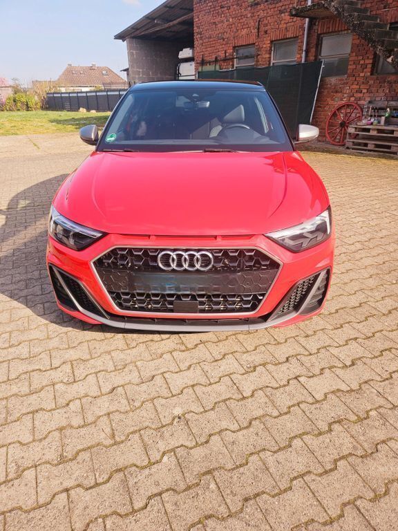 Rot Gebraucht 2019 Audi A1 Sportback S-Line Kleinwagen | 23.800 € (Fairer Preis) - Bild 1/4