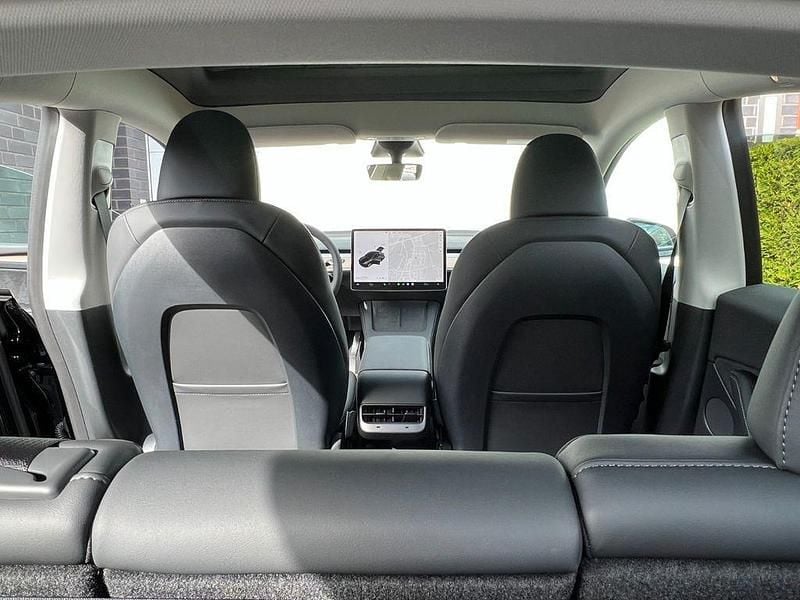 Gebraucht Tesla Model Y RWD 188 kW (256 PS) 2023 Schwarz SUV