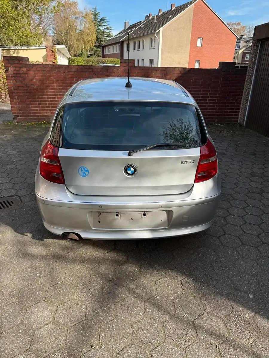Gebraucht BMW 118 Coupé 134 PS (98 kW) 2009 Silber Coupé