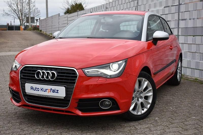 Gebraucht Audi A1 Ambition 90 PS (66 kW) 2011 Rot Kleinwagen