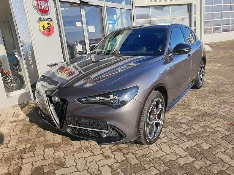 Schwarz Gebraucht 2024 Alfa Romeo Stelvio Veloce SUV | 38.850 € (Fairer Preis) - Bild 1/4