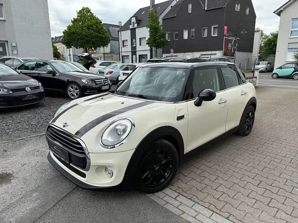 Gebraucht Mini Cooper 136 PS (100 kW) 2016 Weiß Kleinwagen