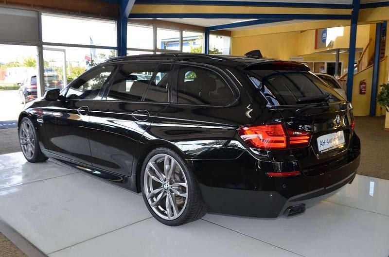 Gebraucht BMW 550 381 PS (280 kW) 2014 Schwarz Kombi