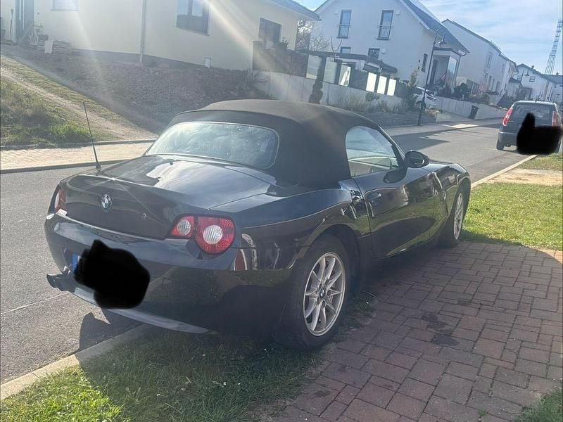 Gebraucht BMW Z4 170 PS (125 kW) 2005 Schwarz Cabrio