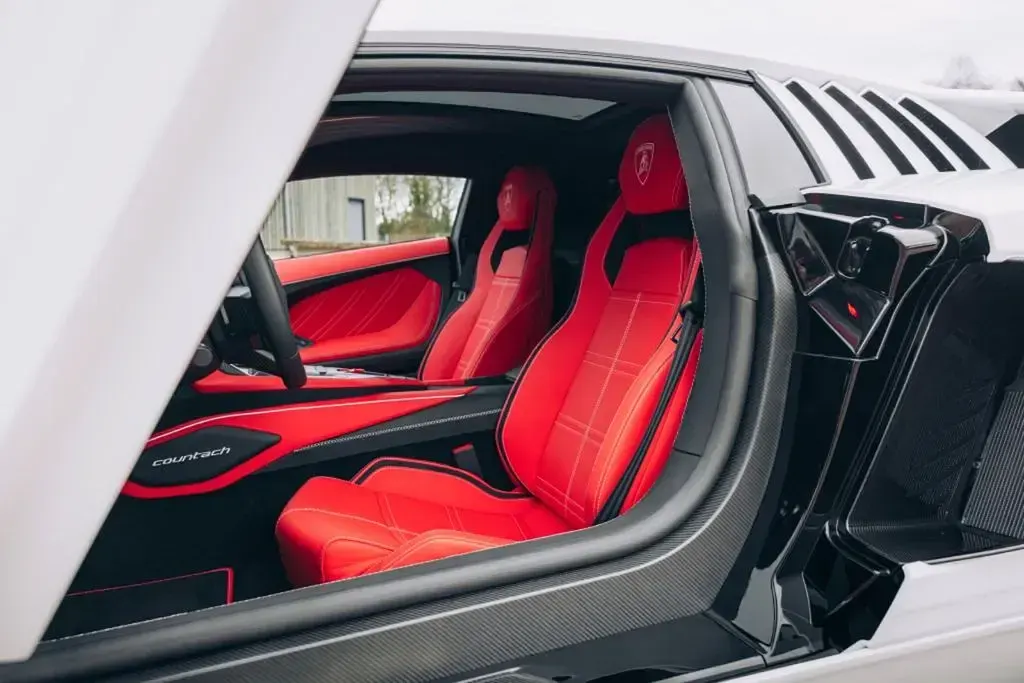 Gebraucht Lamborghini Countach 799 PS (587 kW) 2022 Weiß Coupé