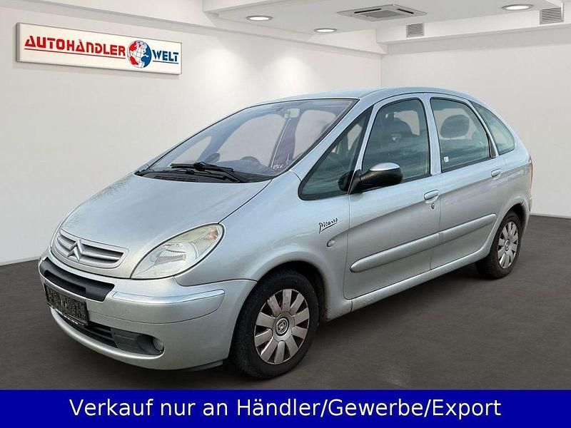 Grau Gebraucht 2004 Citroën Xsara Picasso Exclusive Van / Kleinbus | 899 € (Guter Preis) - Bild 1/3