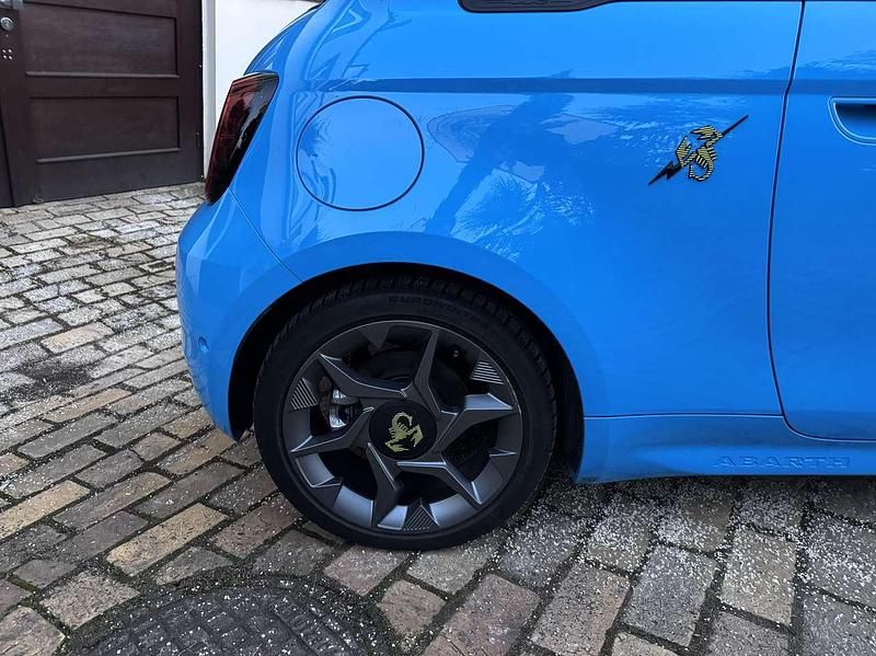 Gebraucht Abarth 500C 114 kW (155 PS) 2023 Blau Cabrio