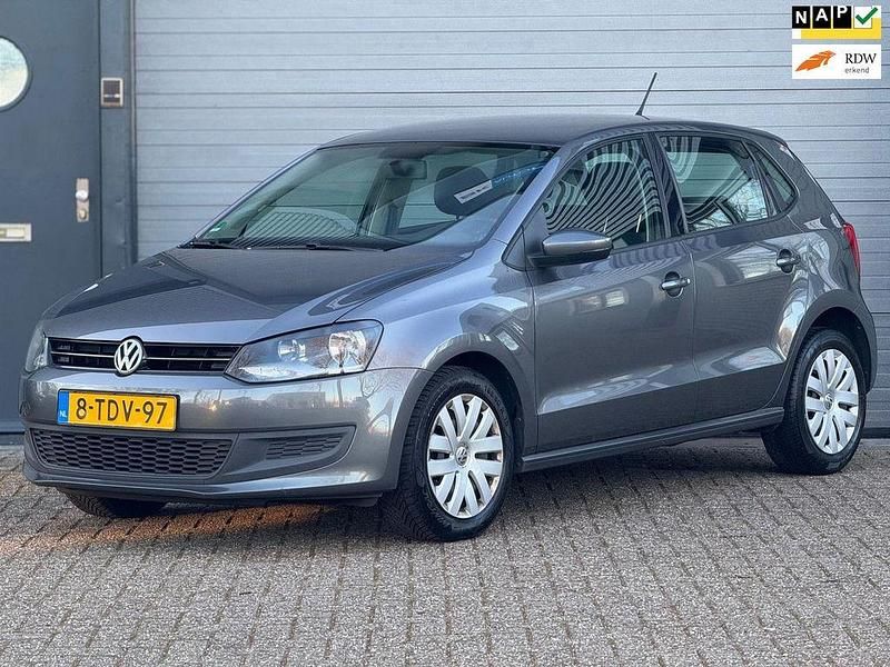 Gebraucht VW Polo Edition 90 PS (66 kW) 2014 Grau Limousine