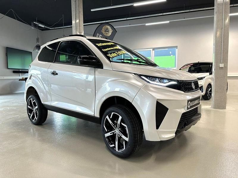 Gebraucht Aixam Crossover Premium Premium 2024 Perlmuttweiß