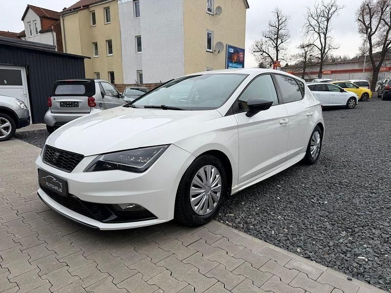 Gebraucht Seat Leon Style 125 PS (91 kW) 2015 Weiß Limousine