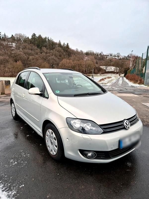 Gebraucht VW Golf VI 105 PS (77 kW) 2010 Silber Kleinwagen