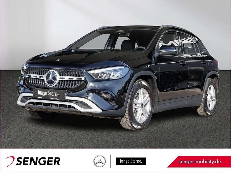 Schwarz Gebraucht 2024 Mercedes GLA200 SUV | 35.740 € (Superpreis) - Bild 1/3