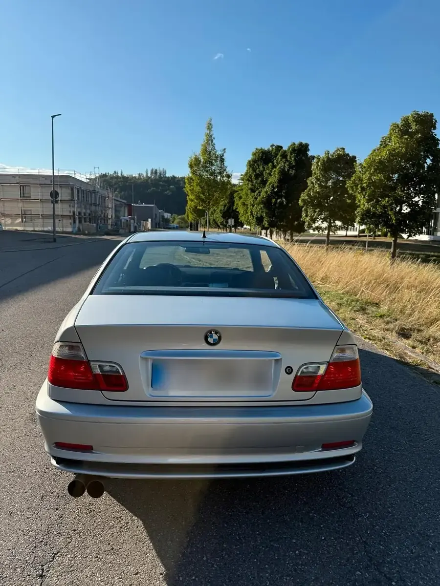 Gebraucht BMW 328 Basis 193 PS (141 kW) 2000 Silber Coupé