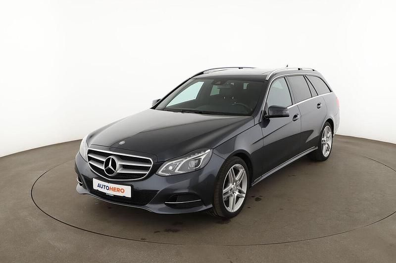 Gebraucht Mercedes E220 Avantgarde 170 PS (125 kW) 2016 Grau Kombi