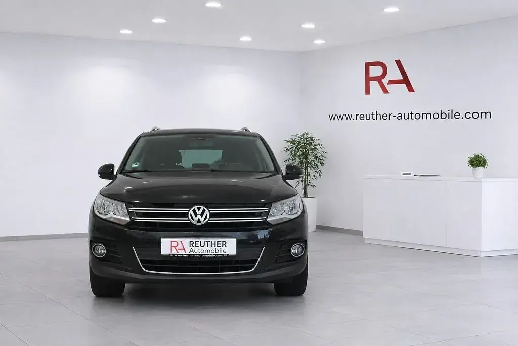 Gebraucht VW Tiguan LOUNGE 150 PS (110 kW) 2016 Schwarz SUV