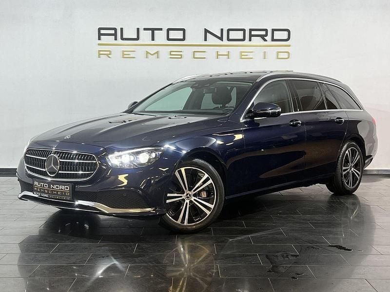 Gebraucht Mercedes E400 330 PS (242 kW) 2021 Gold Limousine