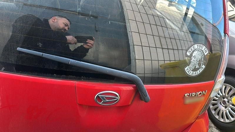 Gebraucht Daihatsu Sirion 69 PS (50 kW) 2007 Rot Kleinwagen