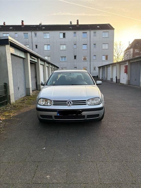 Gebraucht VW Golf IV Basis 75 PS (55 kW) 2003 Silber Limousine