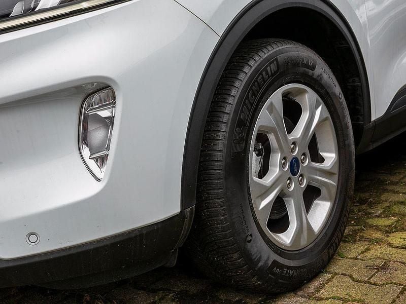 Gebraucht Ford Kuga Cool & Connect 224 PS (164 kW) 2022 Weiß SUV