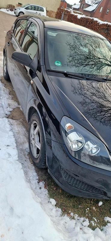 Gebraucht Opel Astra 85 PS (62 kW) 2008 Schwarz Kleinwagen