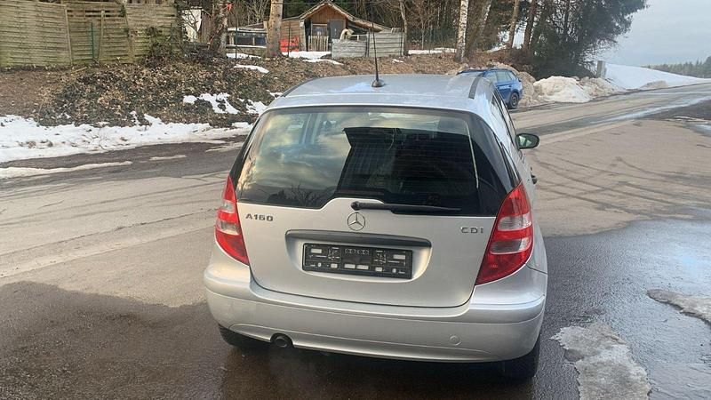 Gebraucht Mercedes A160 82 PS (60 kW) 2005 Silber Kleinwagen