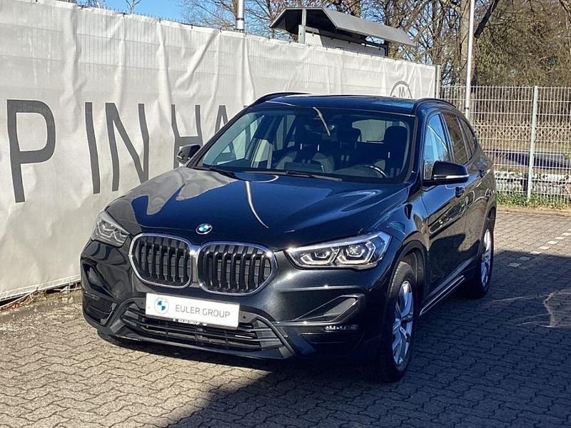 Gebraucht BMW X1 Sport Line 136 PS (100 kW) 2021 Schwarz SUV