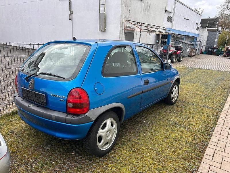 Gebraucht Opel Corsa 65 PS (47 kW) 1998 Kleinwagen