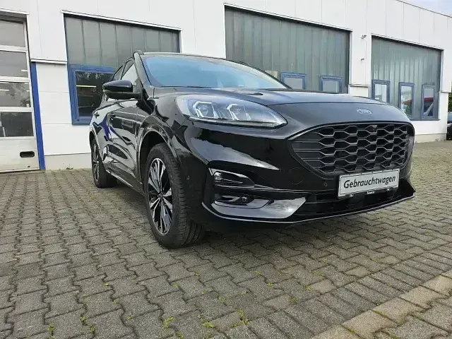 Gebraucht Ford Kuga ST-Line X 225 PS (165 kW) 2022 Agate black metallic (schwarz) SUV