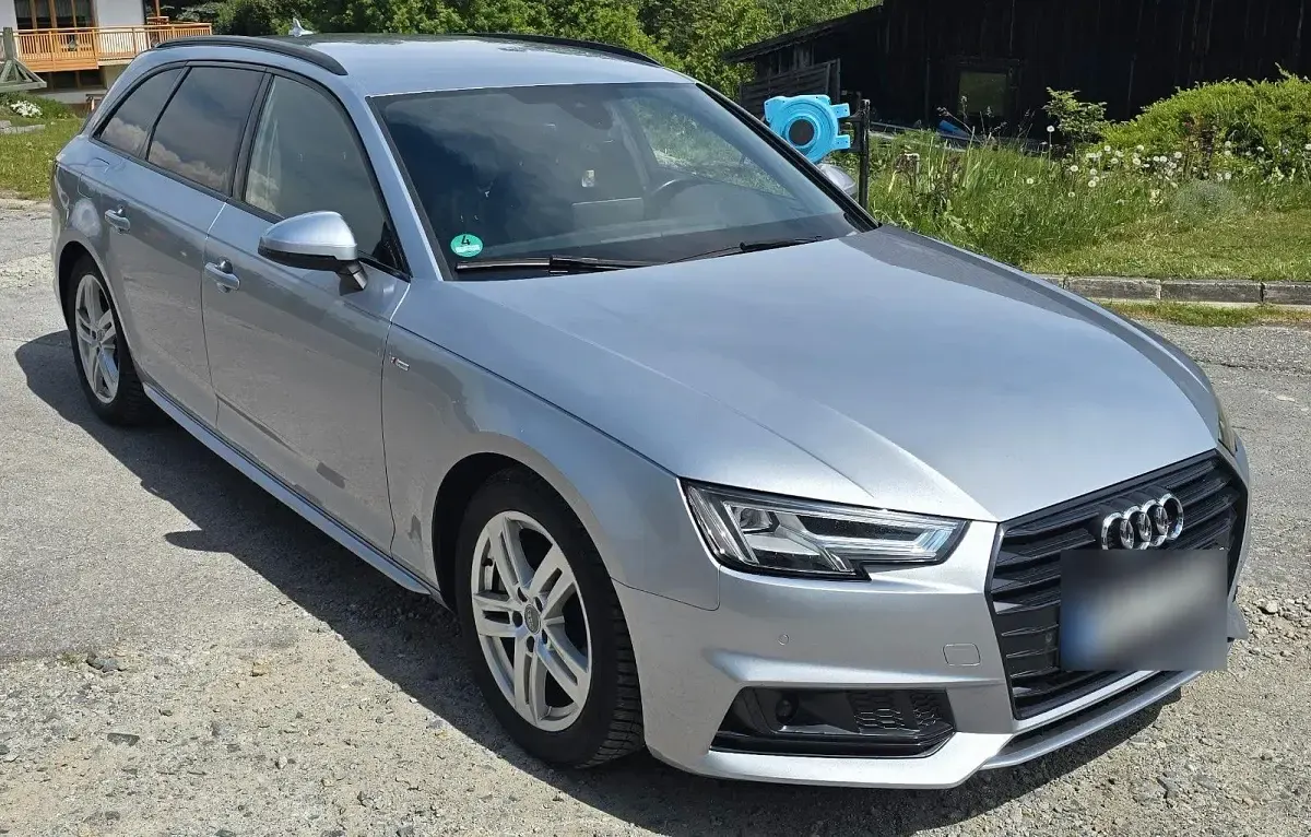 Gebraucht Audi A4 S-Line 190 PS (139 kW) 2016 Silber Limousine