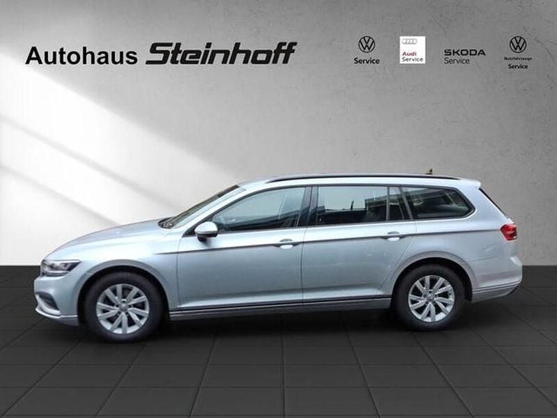 Gebraucht VW Passat 150 PS (110 kW) 2020 Silber Kombi