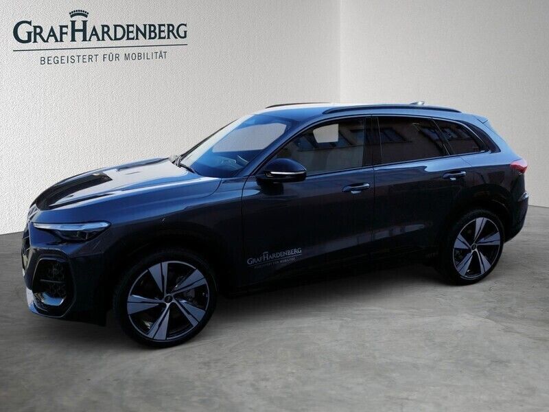 Tamboragrau metallic Gebraucht 2025 Audi Q5 Ambiente SUV | 66.780 € (Fairer Preis) - Bild 1/4