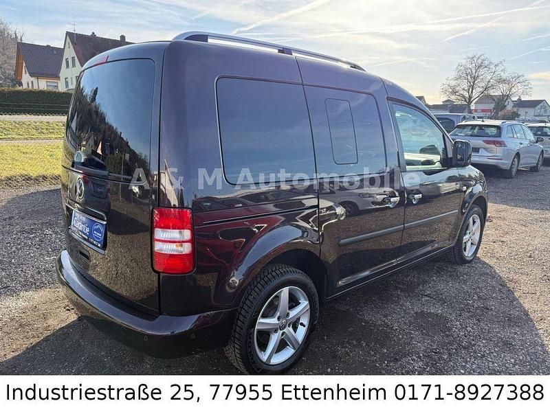 Gebraucht VW Caddy Highline 102 PS (75 kW) 2012 Schwarz Van / Kleinbus