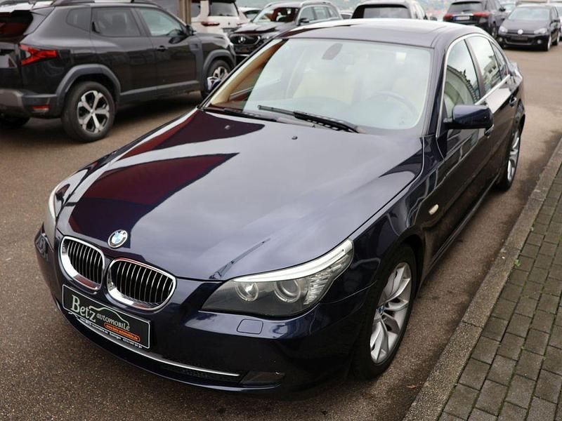 Blau Gebraucht 2008 BMW 530 Sport Line Limousine | 6.990 € (Superpreis) - Bild 1/4