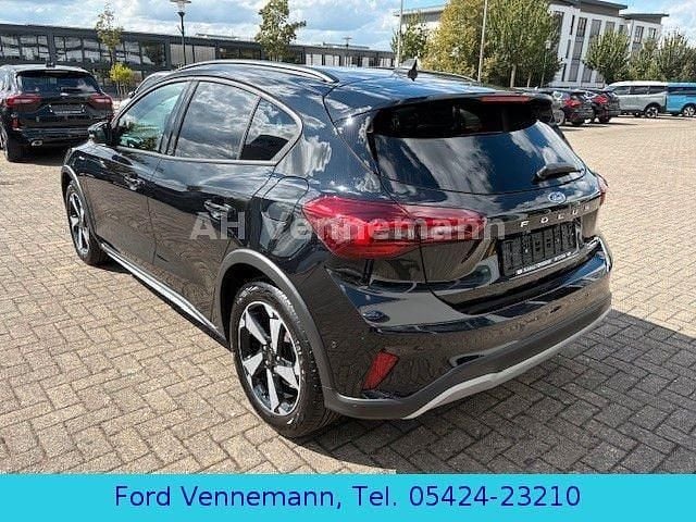 Gebraucht Ford Focus Active X 155 PS (114 kW) 2024 Schwarz SUV
