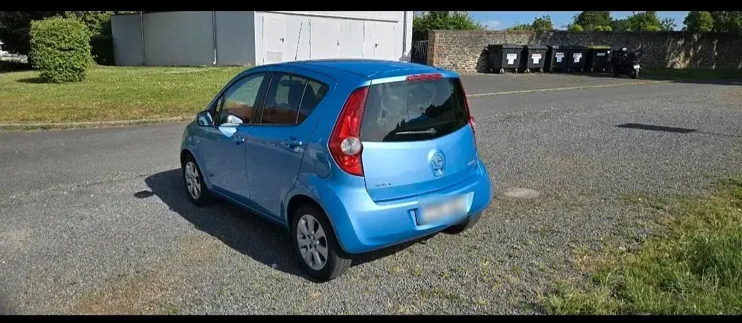 Gebraucht Opel Agila 65 PS (47 kW) 2008 Blau Kleinwagen