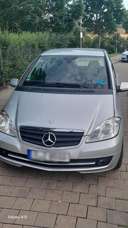 Schwarz Gebraucht 2008 Mercedes A180 Limousine | 1.200 € (Guter Preis) - Bild 1/4